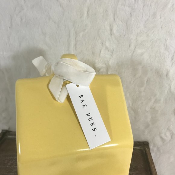 Rae Dunn Yellow Birdhouse "PEEP" LL Font Spring - Picture 3 of 4